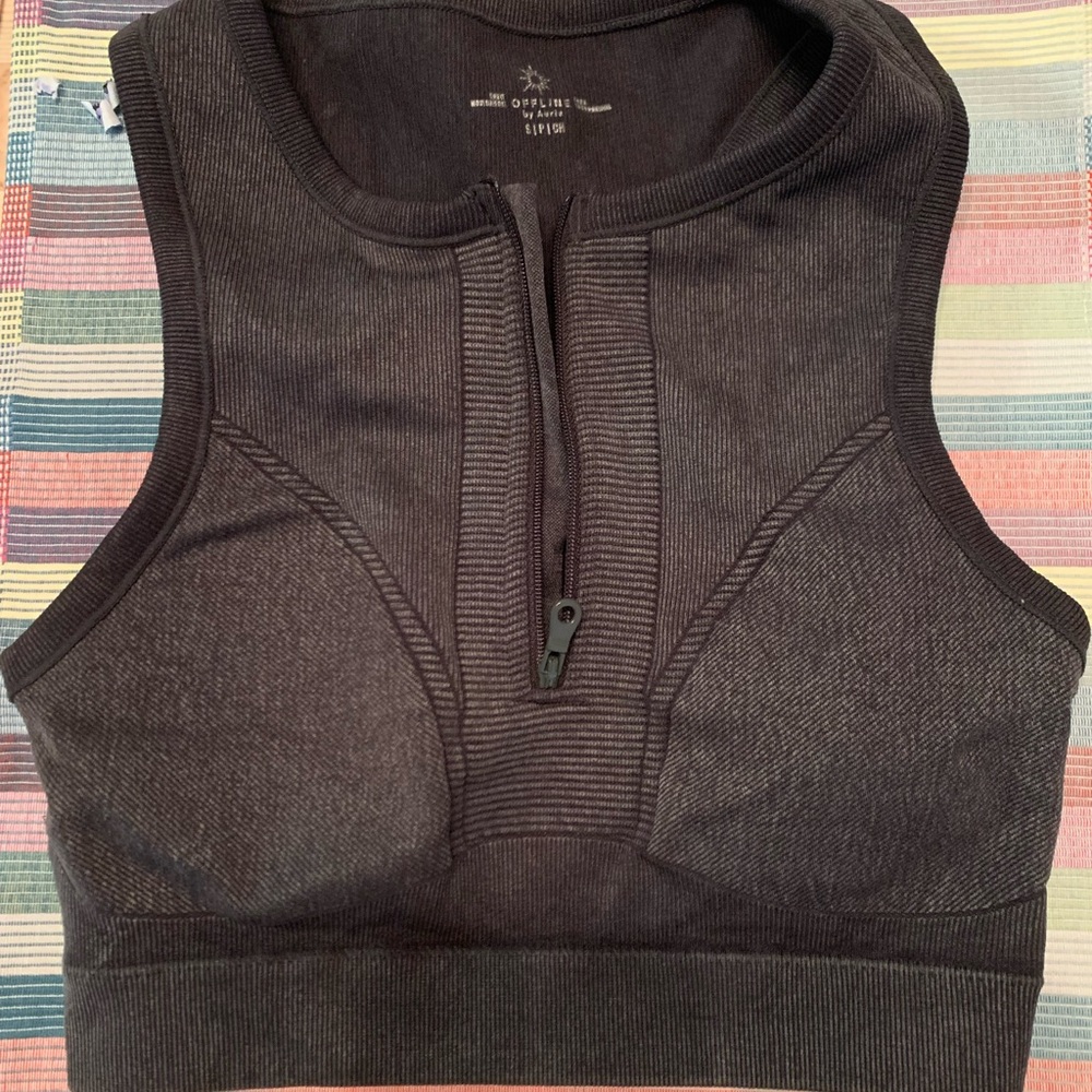 Super cute Aerie sports bra!